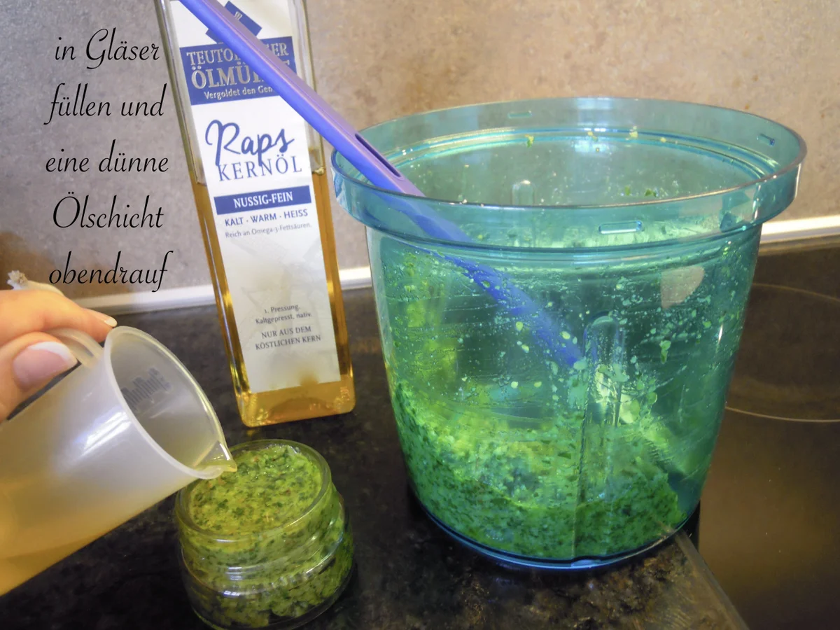 Rezept: Kernöl Walnuß Pesto Bild Nr. 3825 Kernöl Walnuß Pesto - Rezept - Bild Nr. 3825
