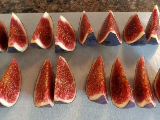 Rezept: Mohn - Grieß - Nocken an Honig - Feigen ... Bild Nr. 3830 Mohn - Grieß - Nocken an Honig - Feigen ... - Rezept - Bild Nr. 3830