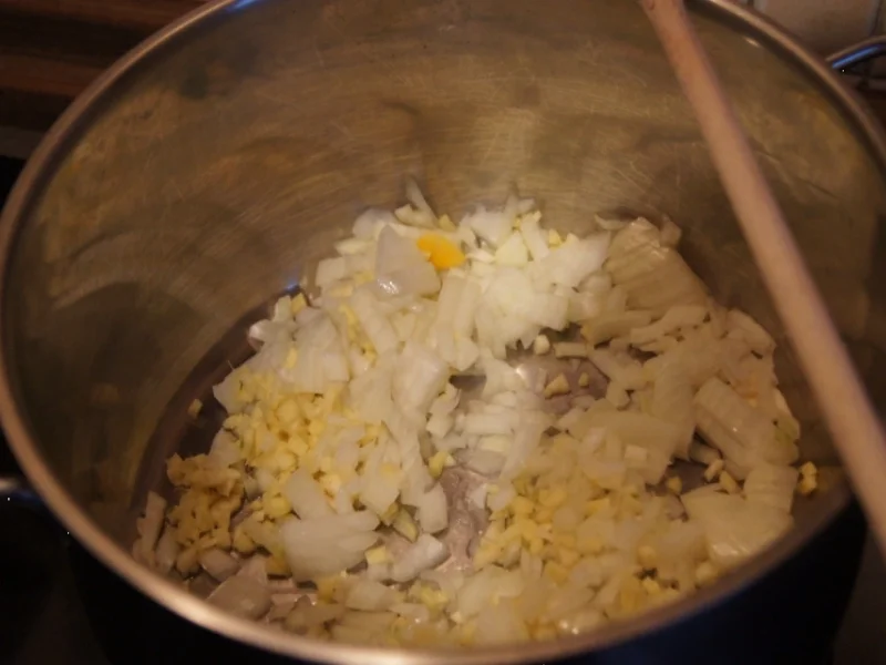 Kürbissuppe mit Ingwer und Schinkenfleischwurst - Rezept - Bild Nr. 3832