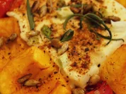 Rucola-Salat mit Aprikosen-Dressing und gebackenem Schafskäse - Rezept - Bild Nr. 3870