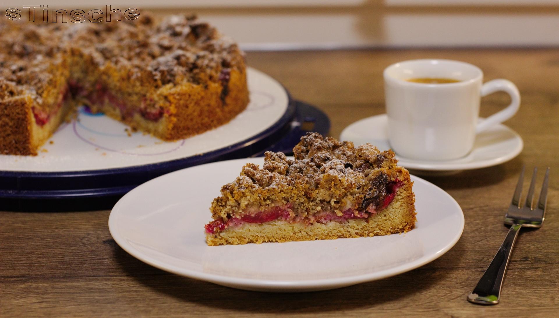 Bilder für Zwetschgenkuchen mit Haselnuss-Marzipanstreusel - Rezept