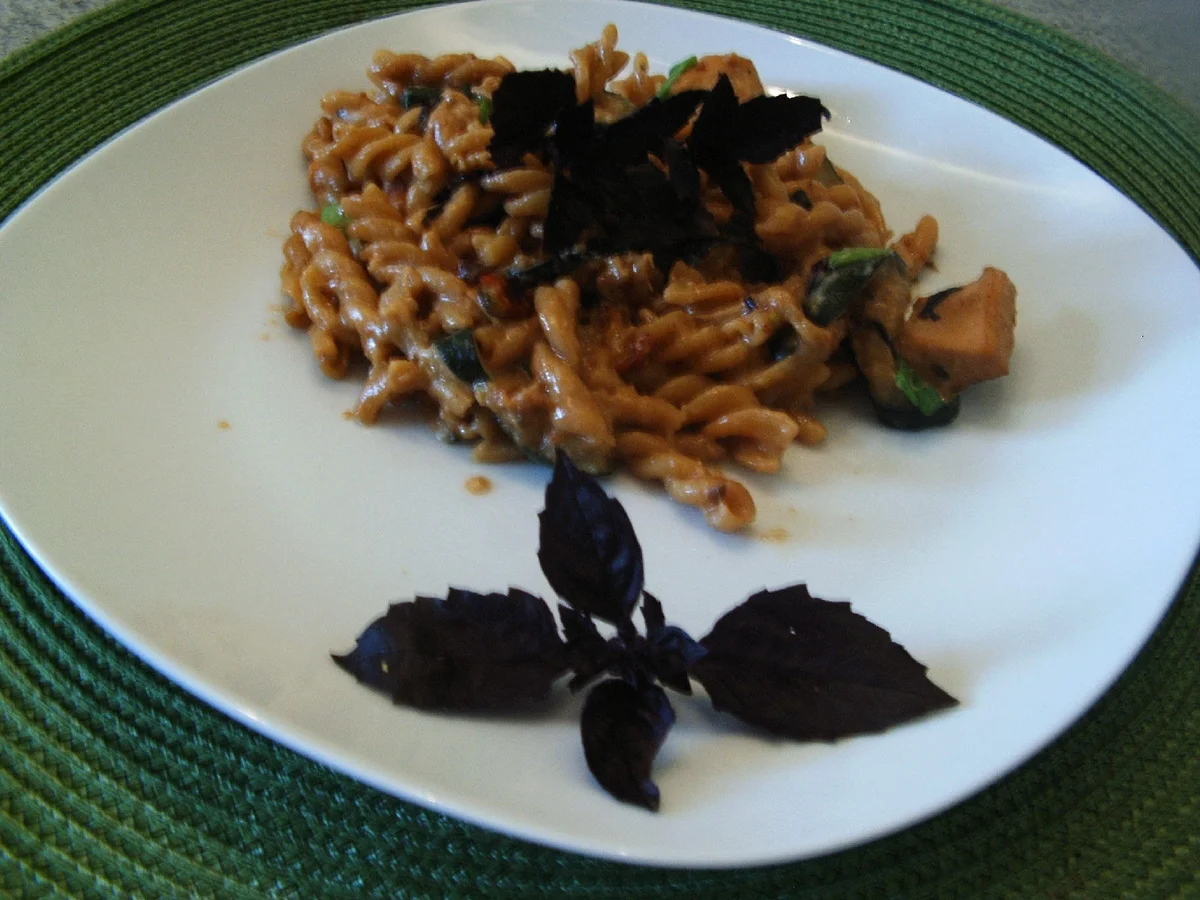 Rezept: Zucchini-Nudeltopf Bild Nr. 2 Zucchini-Nudeltopf - Rezept - Bild Nr. 2