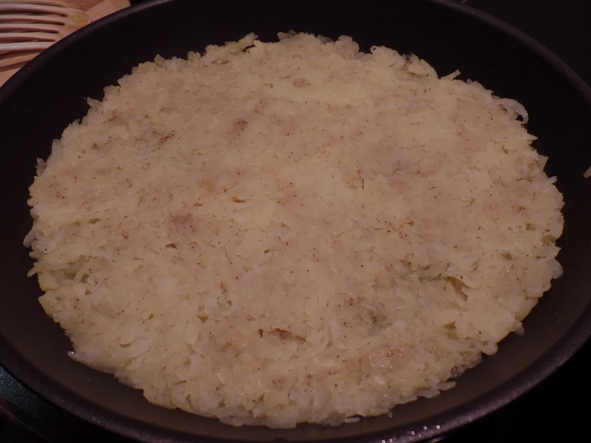 Rezept: Rösti mit Räucherlachs-Tartar Bild Nr. 3833 Rösti mit Räucherlachs-Tartar - Rezept - Bild Nr. 3833