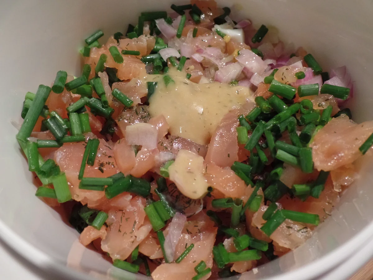 Rezept: Rösti mit Räucherlachs-Tartar Bild Nr. 3837 Rösti mit Räucherlachs-Tartar - Rezept - Bild Nr. 3837