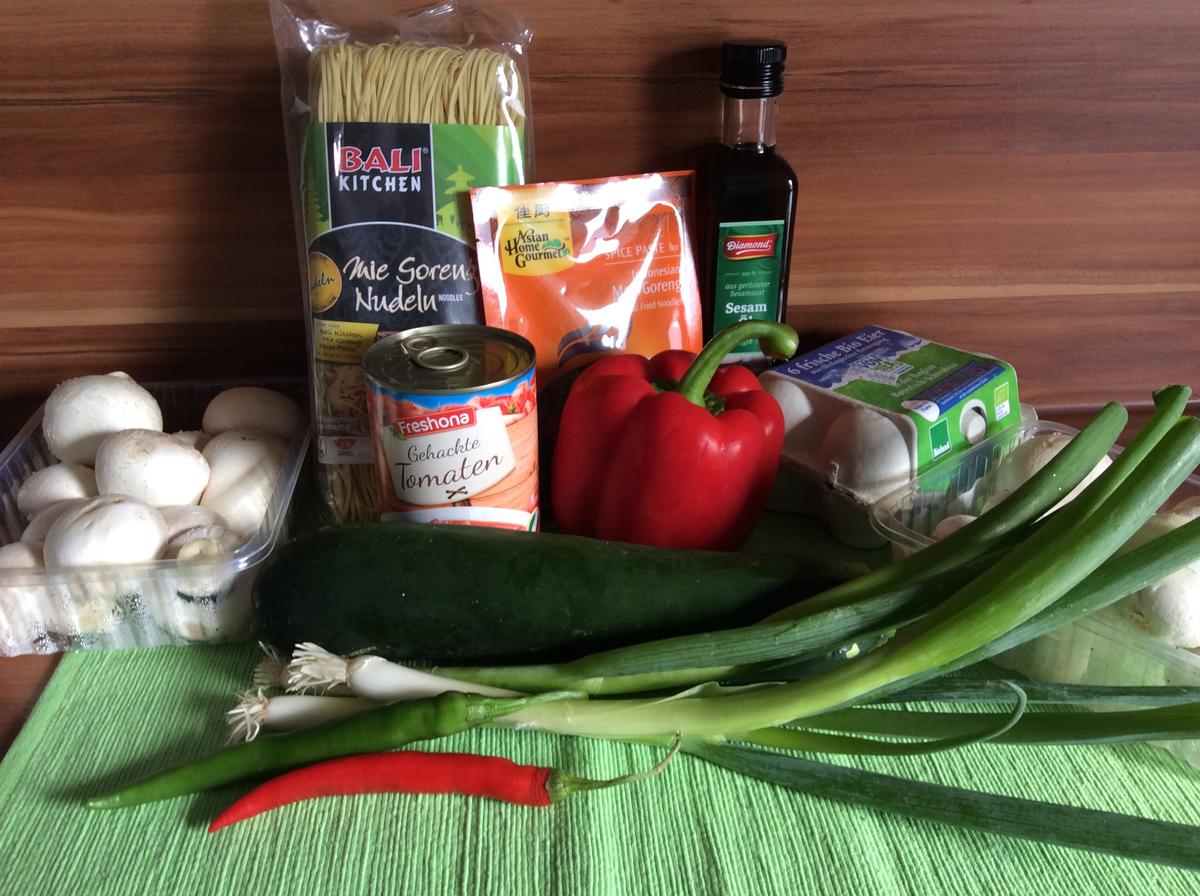 Mie Goreng Nudeln mit Chili und Gemüsemix - Rezept - Bild Nr. 3846