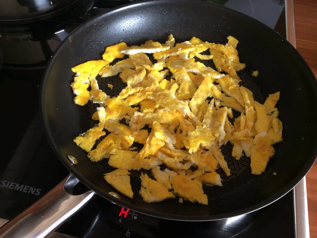 Rezept: Mie Goreng Nudeln mit Chili und Gemüsemix Bild Nr. 3851 Mie Goreng Nudeln mit Chili und Gemüsemix - Rezept - Bild Nr. 3851