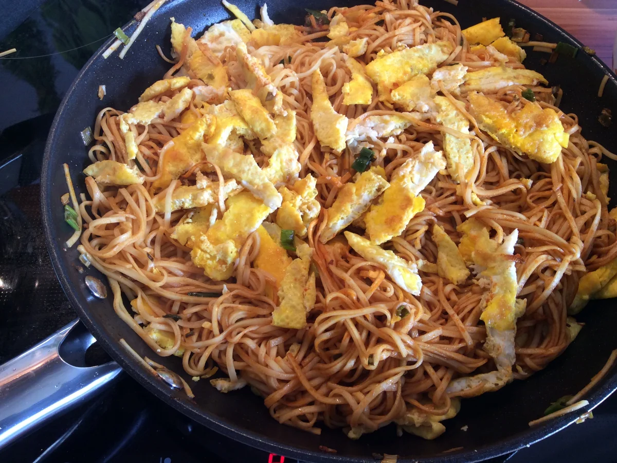 Rezept: Mie Goreng Nudeln mit Chili und Gemüsemix Bild Nr. 3853 Mie Goreng Nudeln mit Chili und Gemüsemix - Rezept - Bild Nr. 3853