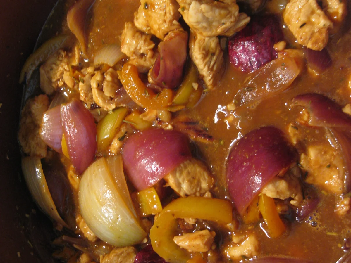 Putengeschnetzeltes "Gyros Art" mit Tzatziki - Rezept - Bild Nr. 3854