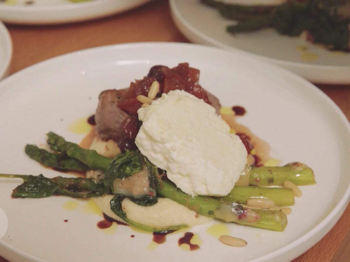 Rezept: Kalbsfilet und Pulpo mit Selleriepüree und Grünspargel Bild Nr. 3863 Kalbsfilet und Pulpo mit Selleriepüree und Grünspargel - Rezept - Bild Nr. 3863