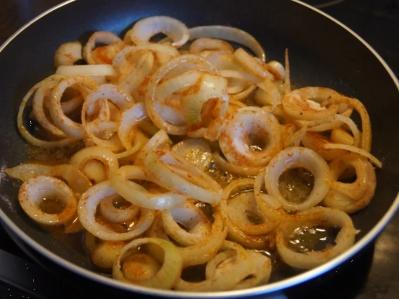 Wiener-Schnitzel vom Schwein mit Röstzwiebeln - Rezept - Bild Nr. 5