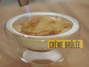 Crème brûlée mit Sauerrahm-Eis, Pfirsichsud und weißem Spargel (Juan Amador) - Rezept - Bild Nr. 2
