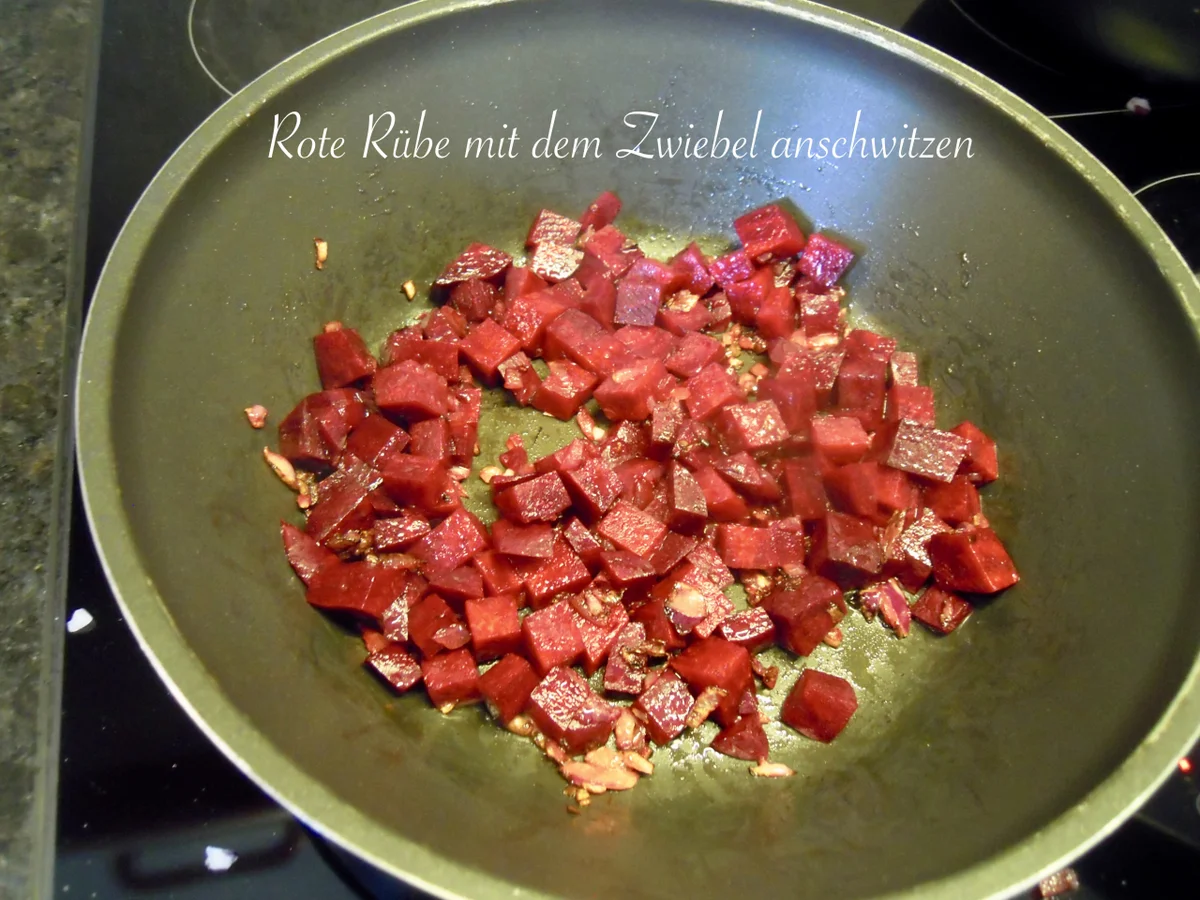 Rezept: rotes Kürbis Kokos Süppchen Bild Nr. 3875 rotes Kürbis Kokos Süppchen - Rezept - Bild Nr. 3875