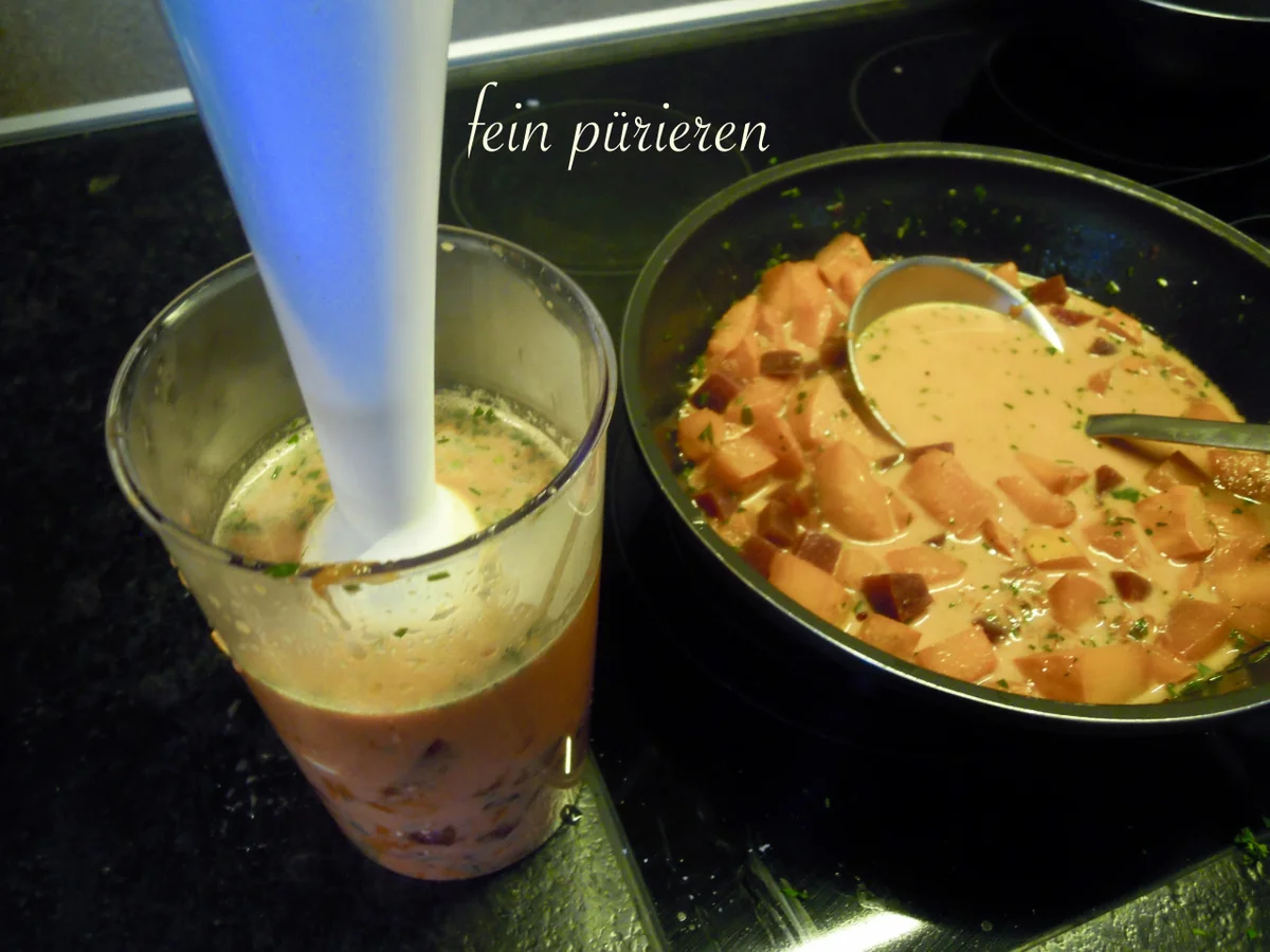 Rezept: rotes Kürbis Kokos Süppchen Bild Nr. 3881 rotes Kürbis Kokos Süppchen - Rezept - Bild Nr. 3881