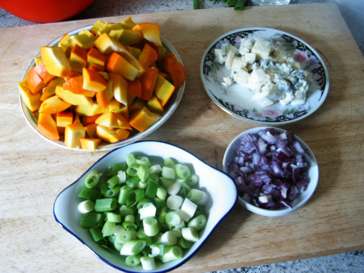 Rezept: Kürbisgemüse mit Bandnudeln Bild Nr. 3879 Kürbisgemüse mit Bandnudeln - Rezept - Bild Nr. 3879