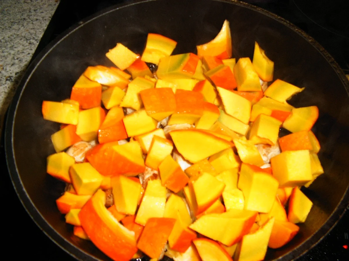 Rezept: Kürbisgemüse mit Bandnudeln Bild Nr. 3883 Kürbisgemüse mit Bandnudeln - Rezept - Bild Nr. 3883