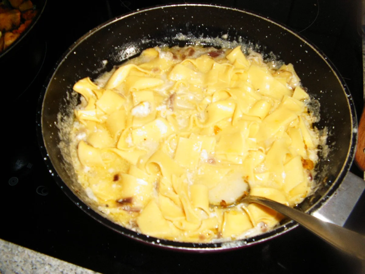 Rezept: Kürbisgemüse mit Bandnudeln Bild Nr. 3884 Kürbisgemüse mit Bandnudeln - Rezept - Bild Nr. 3884