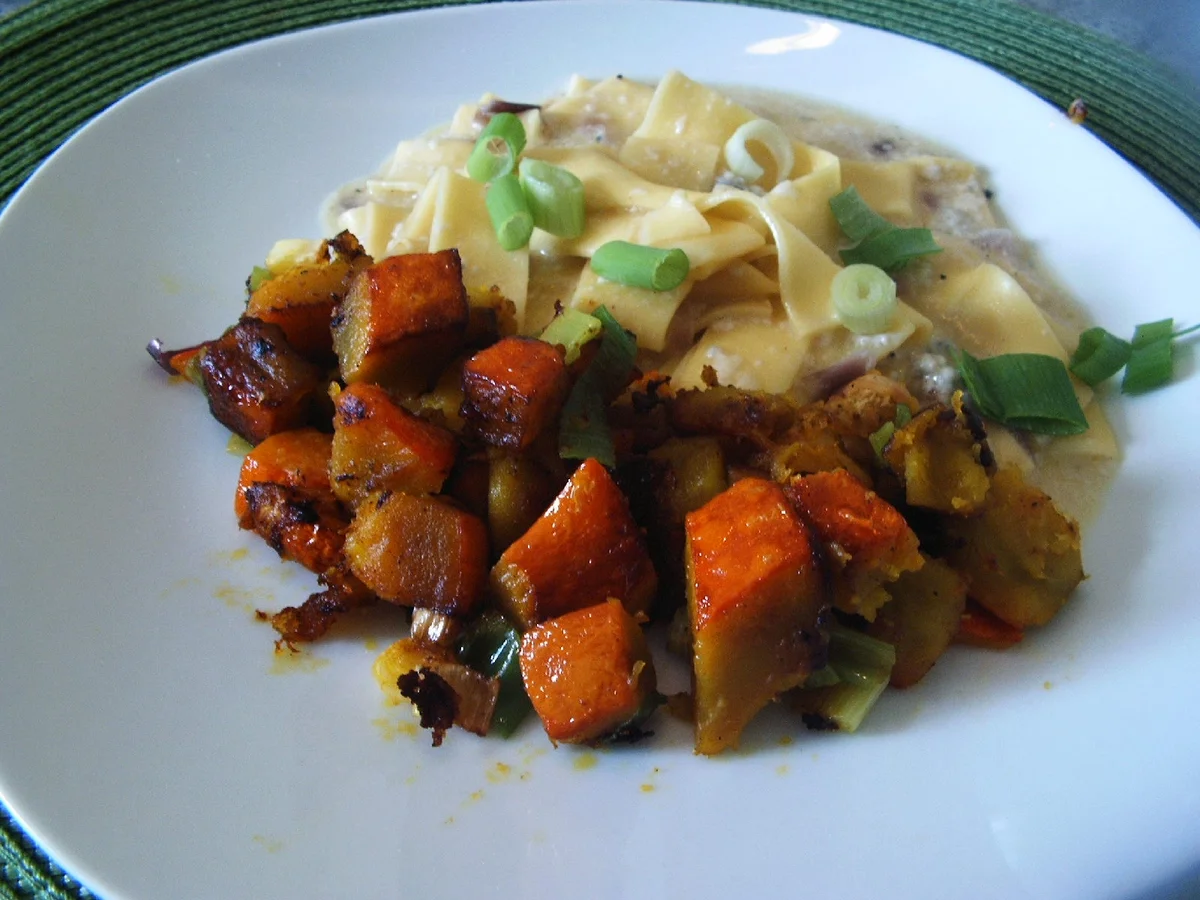 Rezept: Kürbisgemüse mit Bandnudeln Bild Nr. 3885 Kürbisgemüse mit Bandnudeln - Rezept - Bild Nr. 3885