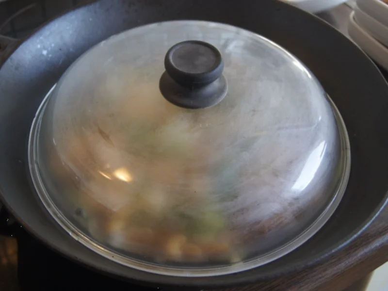 Gebratenes Hähnchenbrustfilet mit Zwiebeln, Cashew-Nüssen und Basmatireis - Rezept - Bild Nr. 3922