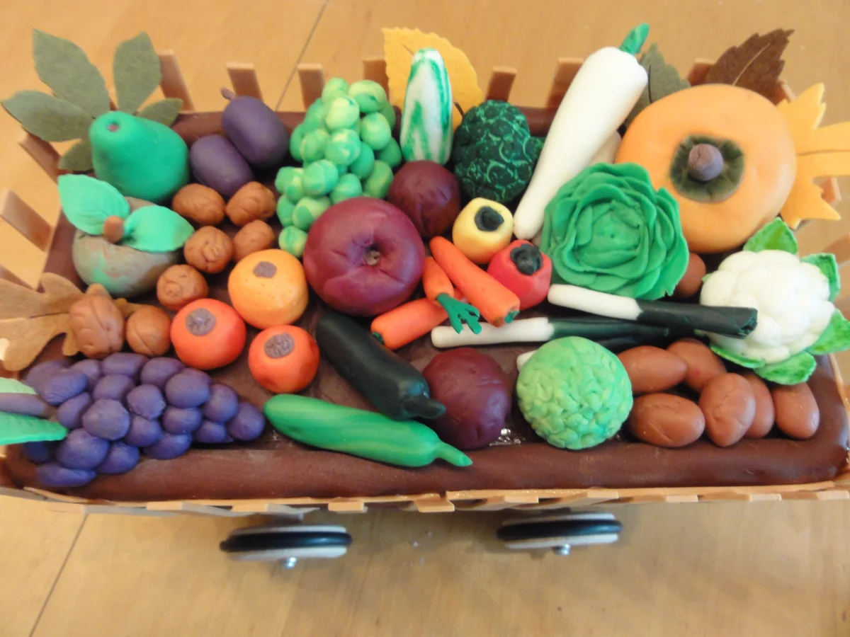 Rezept: FONDANT: 3D ~ Torte " HERBSTANFANG " Bild Nr. 3918 FONDANT: 3D ~ Torte " HERBSTANFANG " - Rezept - Bild Nr. 3918