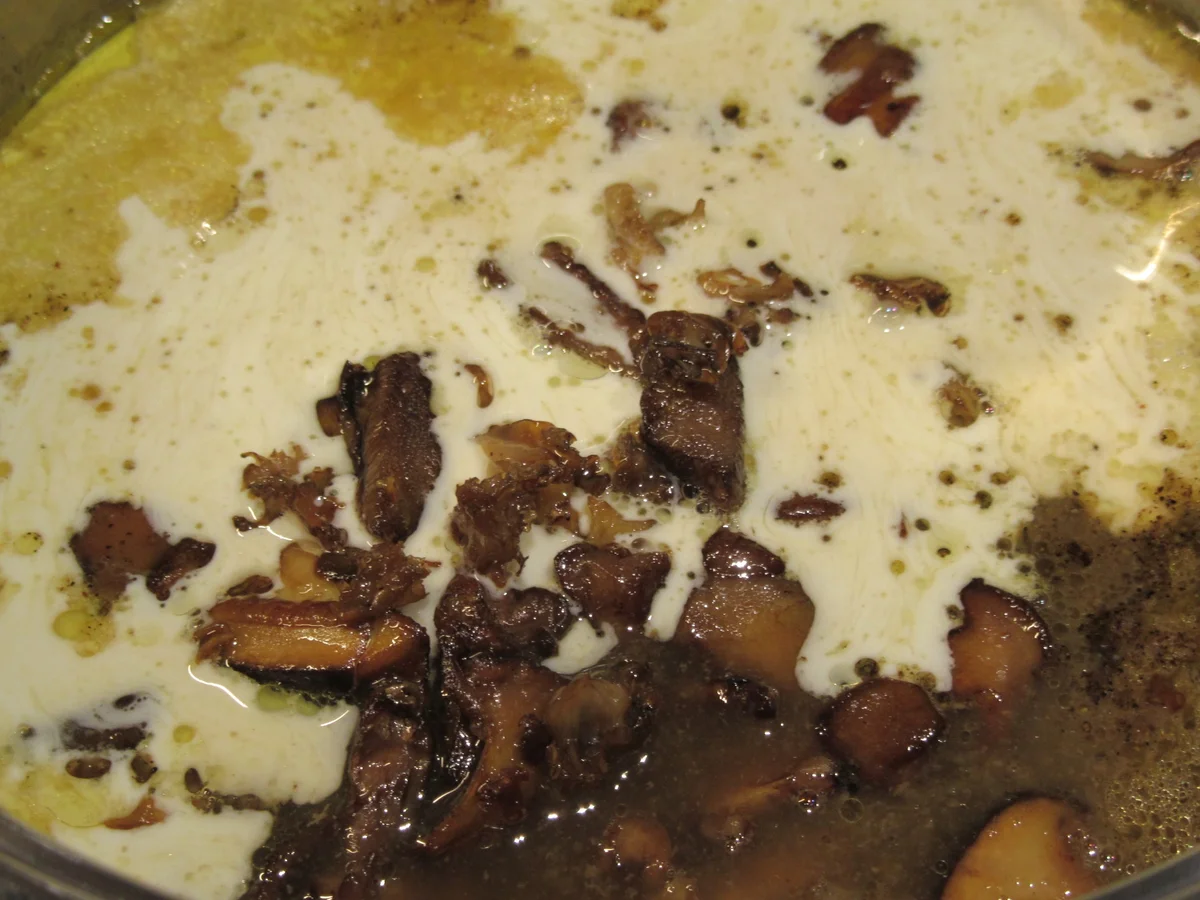 Wild: Wildschweinbraten in Waldpilz-Sahne - Rezept - Bild Nr. 3918