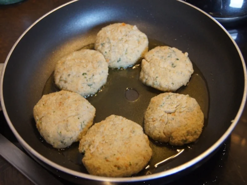 Fischbuletten mit Sellerie-Kartoffel-Stampf - Rezept - Bild Nr. 3933