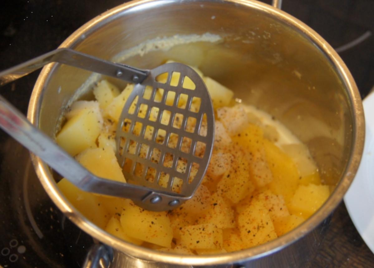 Fischbuletten mit Sellerie-Kartoffel-Stampf - Rezept - Bild Nr. 3943
