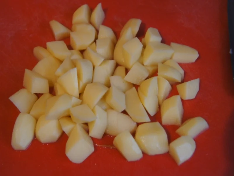 Rezept: Herzhafte Gemüsesuppe mit Salami Bild Nr. 3941 Herzhafte Gemüsesuppe mit Salami - Rezept - Bild Nr. 3941