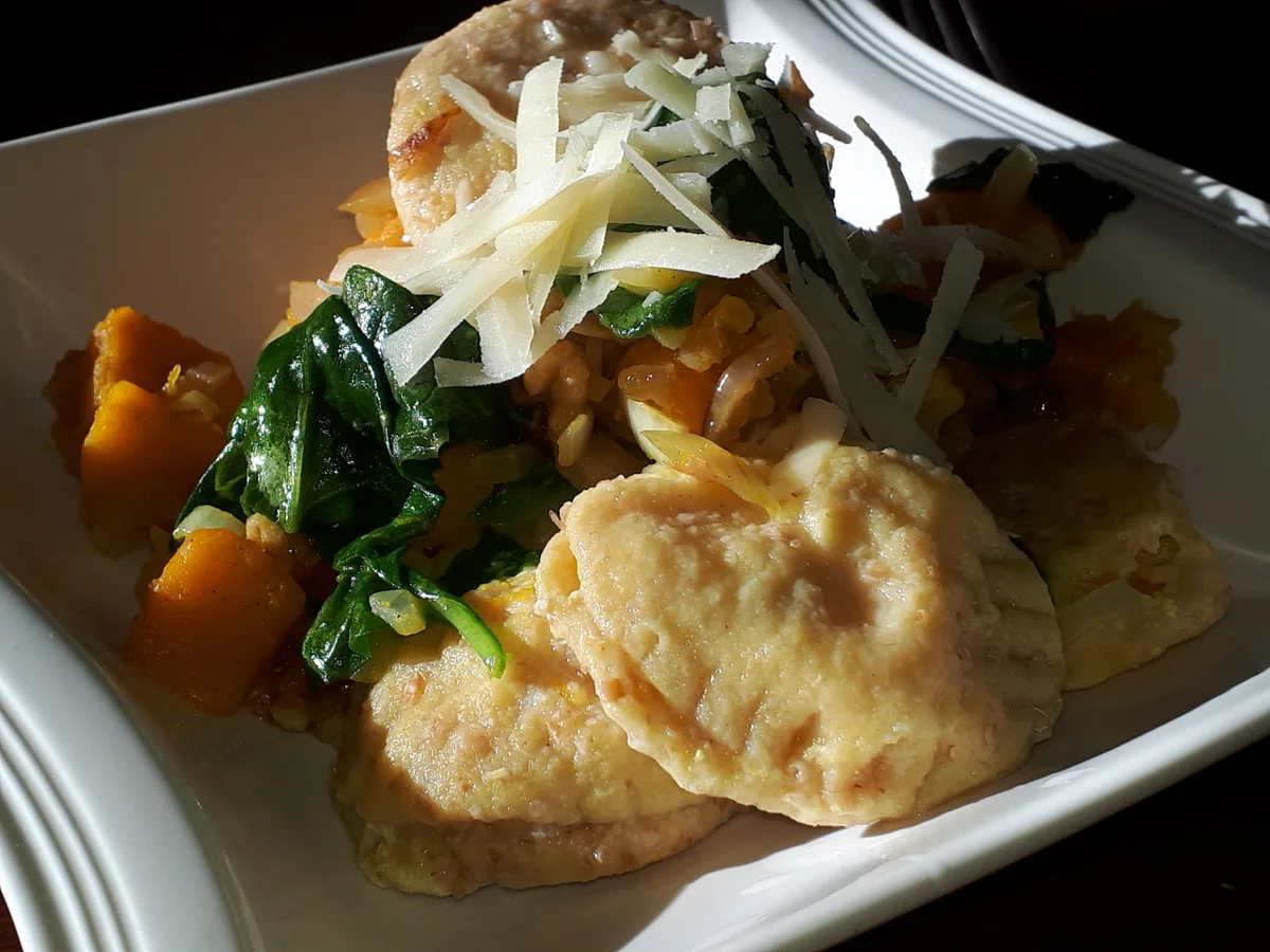 Rezept: BiNe` S KÜRBIS - WALNUSSRAVIOLI Bild Nr. 3969 BiNe` S KÜRBIS - WALNUSSRAVIOLI - Rezept - Bild Nr. 3969