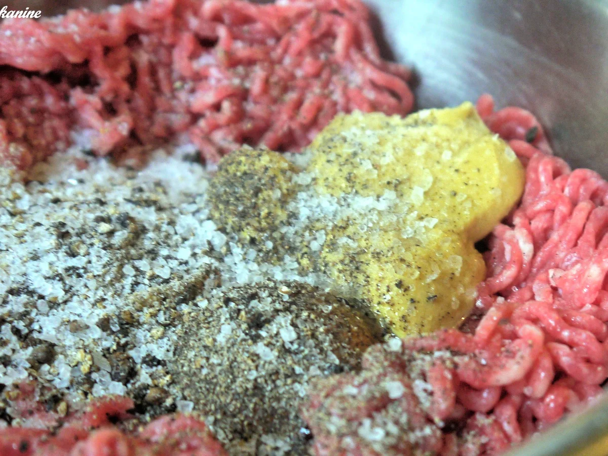 Rezept: Frittierte gefüllte Zwiebeln Bild Nr. 5 Frittierte gefüllte Zwiebeln - Rezept - Bild Nr. 5