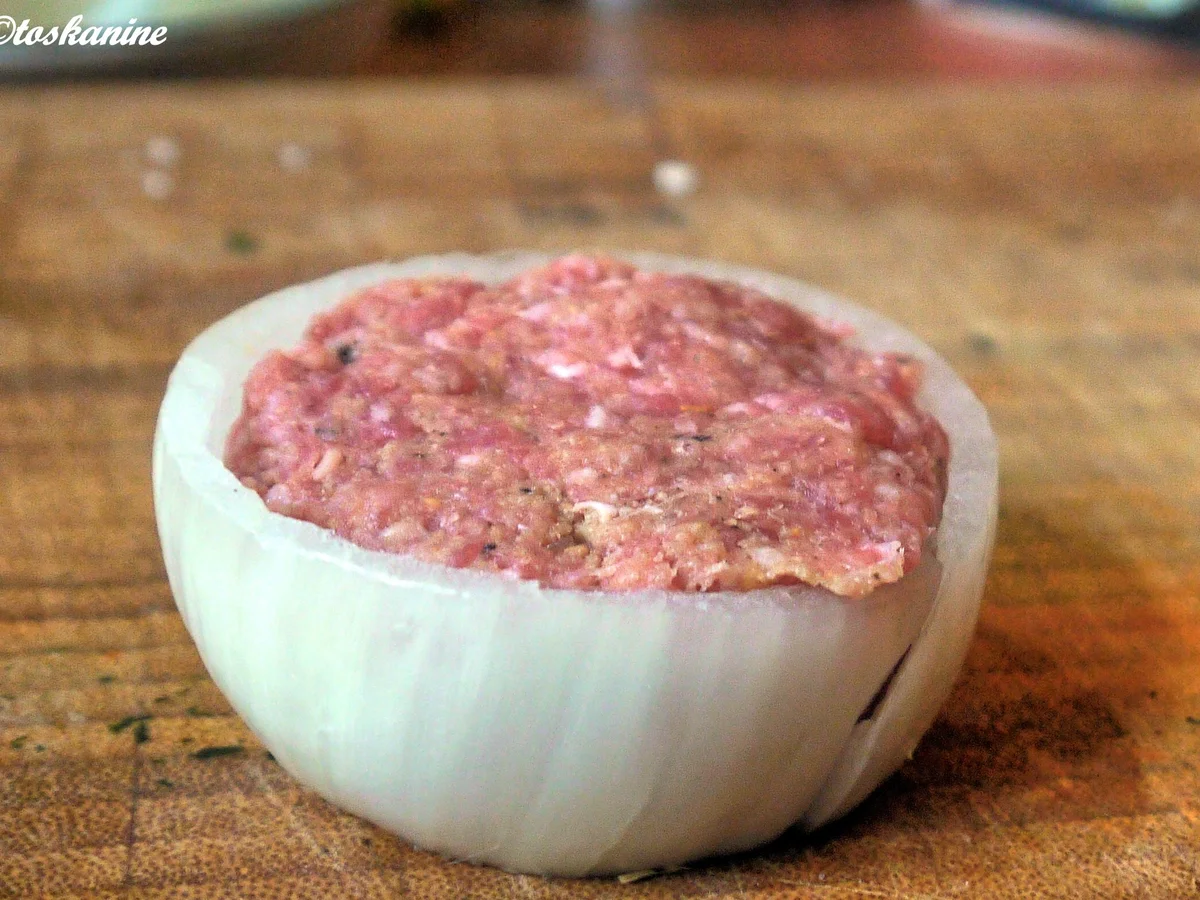 Rezept: Frittierte gefüllte Zwiebeln Bild Nr. 7 Frittierte gefüllte Zwiebeln - Rezept - Bild Nr. 7