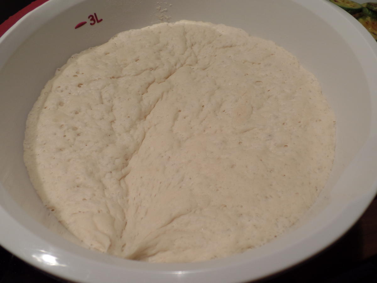 Zucchini-Lauch-Kuchen mit Ziegenkäse - Rezept - kochbar.de