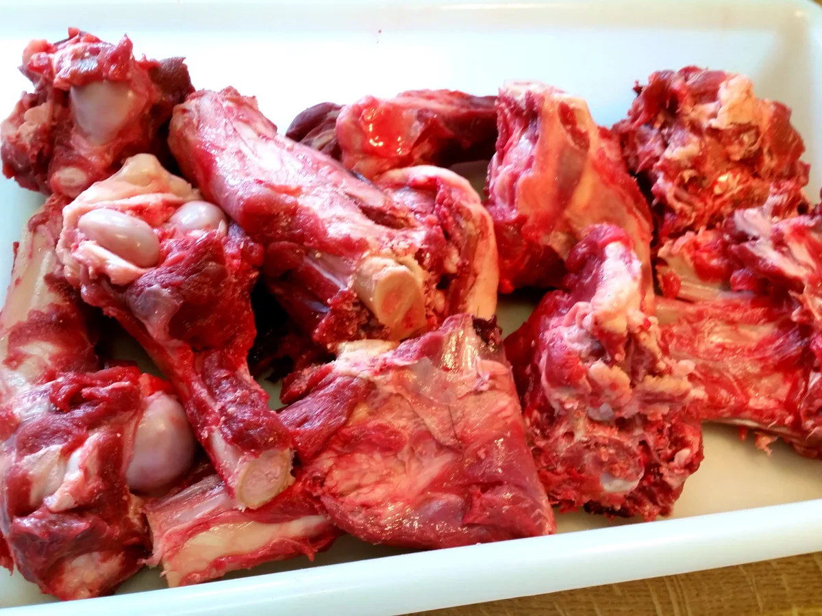 Rezept: Knochenbrühe vom Wild ... Bild Nr. 3978 Knochenbrühe vom Wild ... - Rezept - Bild Nr. 3978