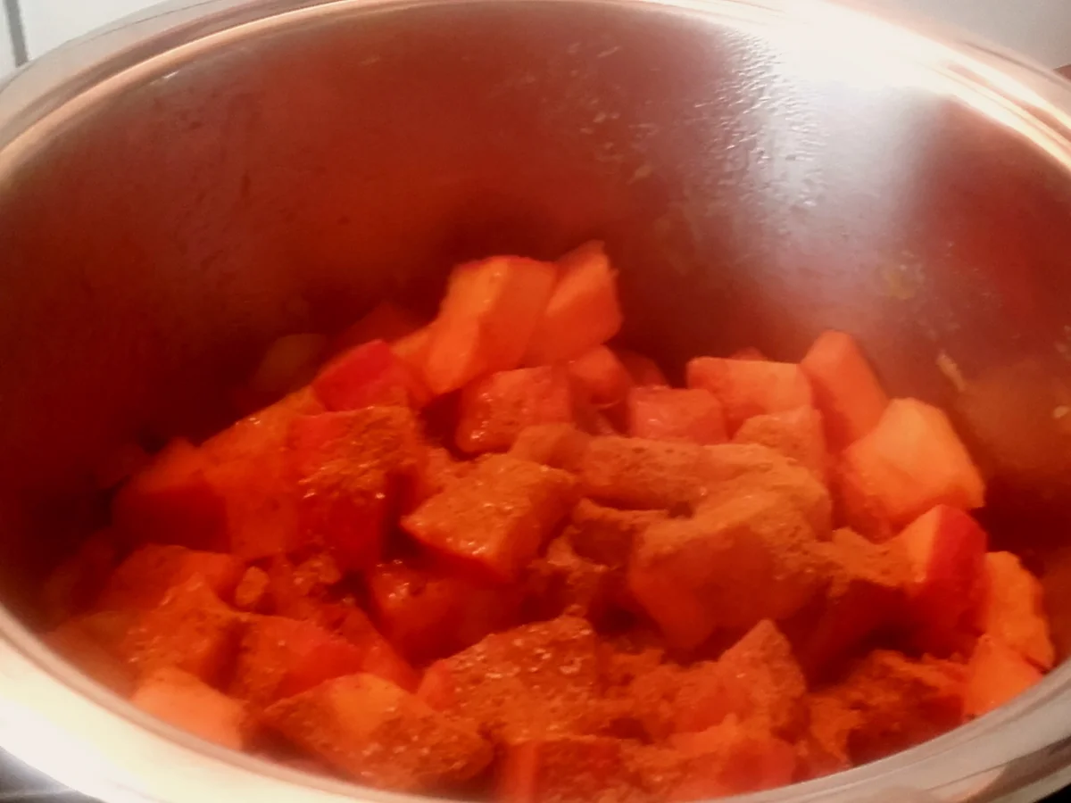 Rezept: Fruchtige Kürbis - Creme - Suppe Bild Nr. 3983 Fruchtige Kürbis - Creme - Suppe - Rezept - Bild Nr. 3983