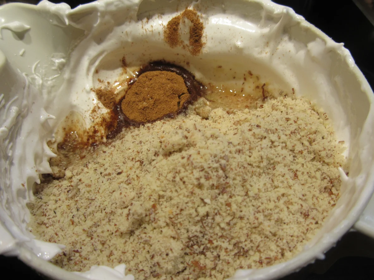 Rezept: Backen: Apfel-Amaretto-Augenschmaus Bild Nr. 4004 Backen: Apfel-Amaretto-Augenschmaus - Rezept - Bild Nr. 4004