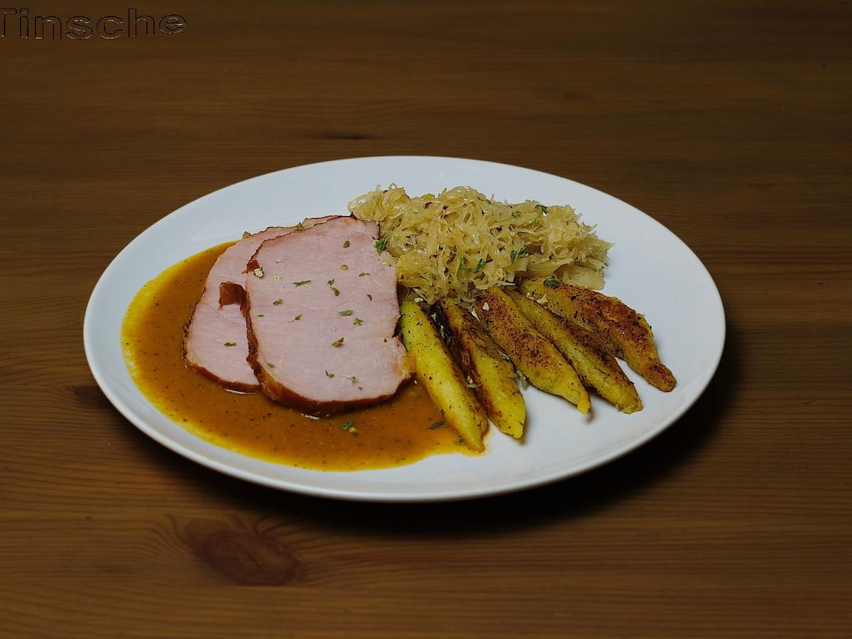 Saftiger Kasselerbraten Mit Sauerkraut Rezept Kochbar De