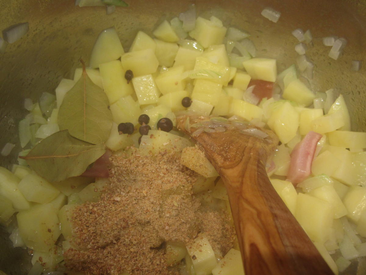 Suppen: Sauerkrautsuppe - Rezept - Bild Nr. 4003