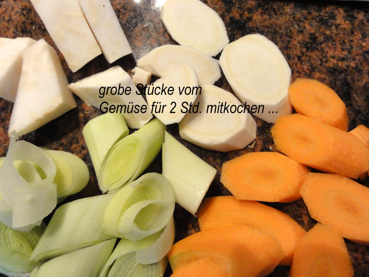 Suppe:   RINDFLEISCH ~ SUPPE  mit Einlage - Rezept - Bild Nr. 4009