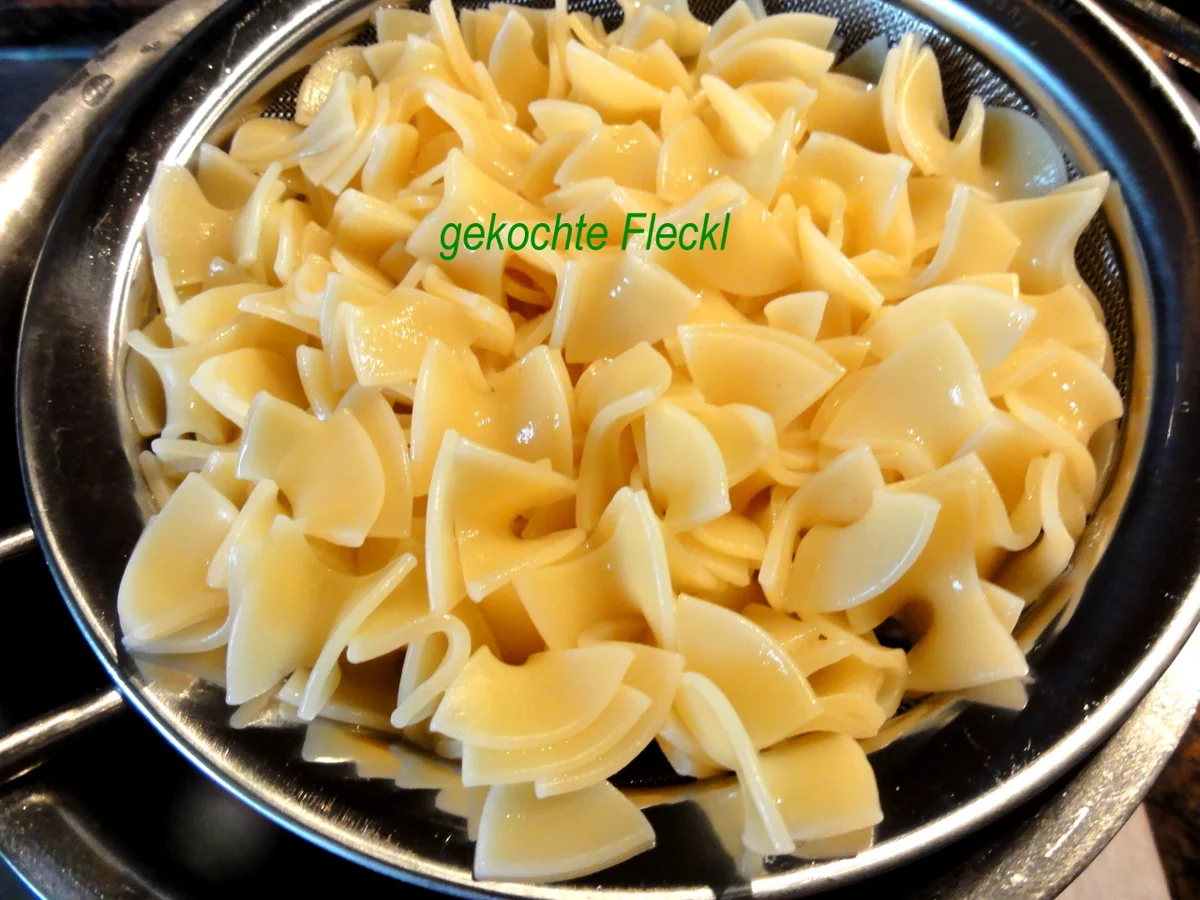 Suppe:   RINDFLEISCH ~ SUPPE  mit Einlage - Rezept - Bild Nr. 4013