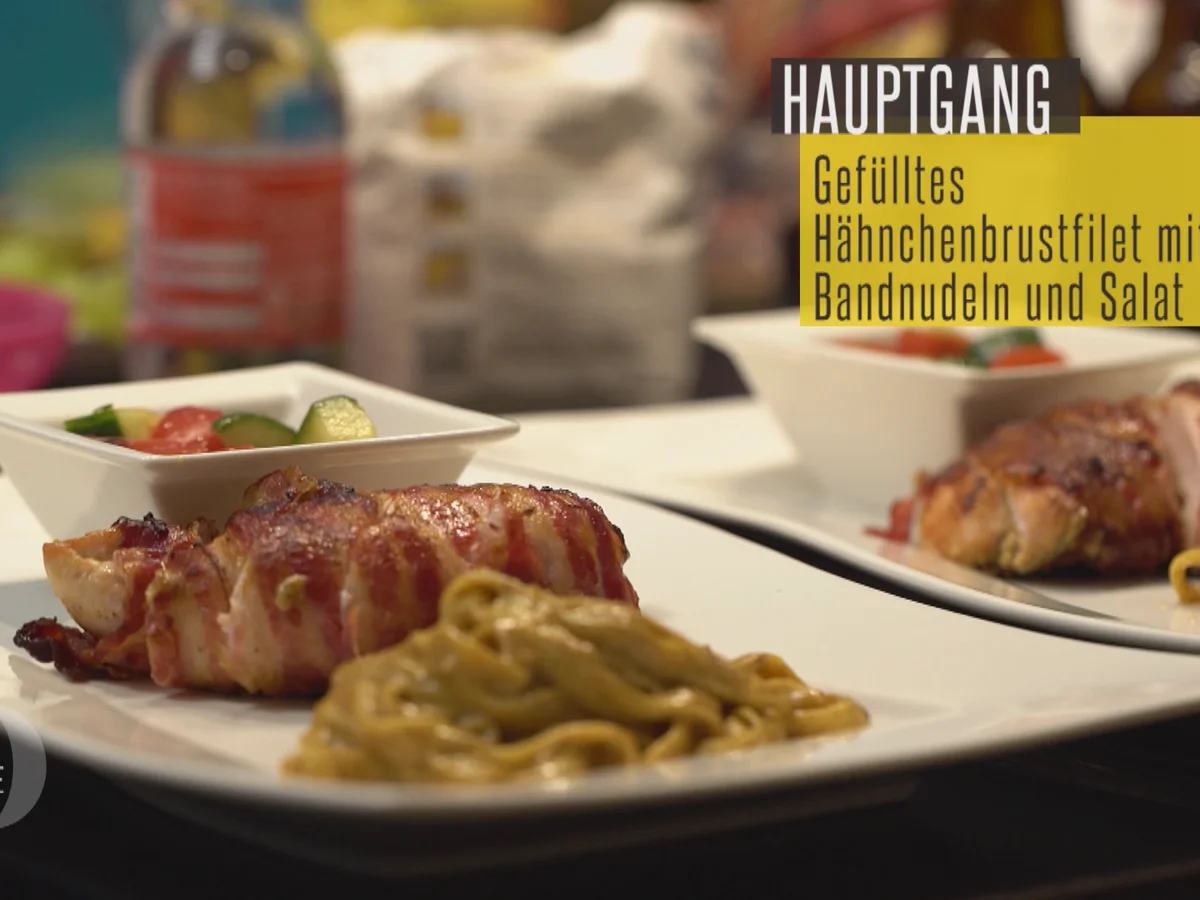 Gefülltes Hähnchenbrustfilet im Speckmantel und hausgemachten Bandnudeln - Rezept - Bild Nr. 2