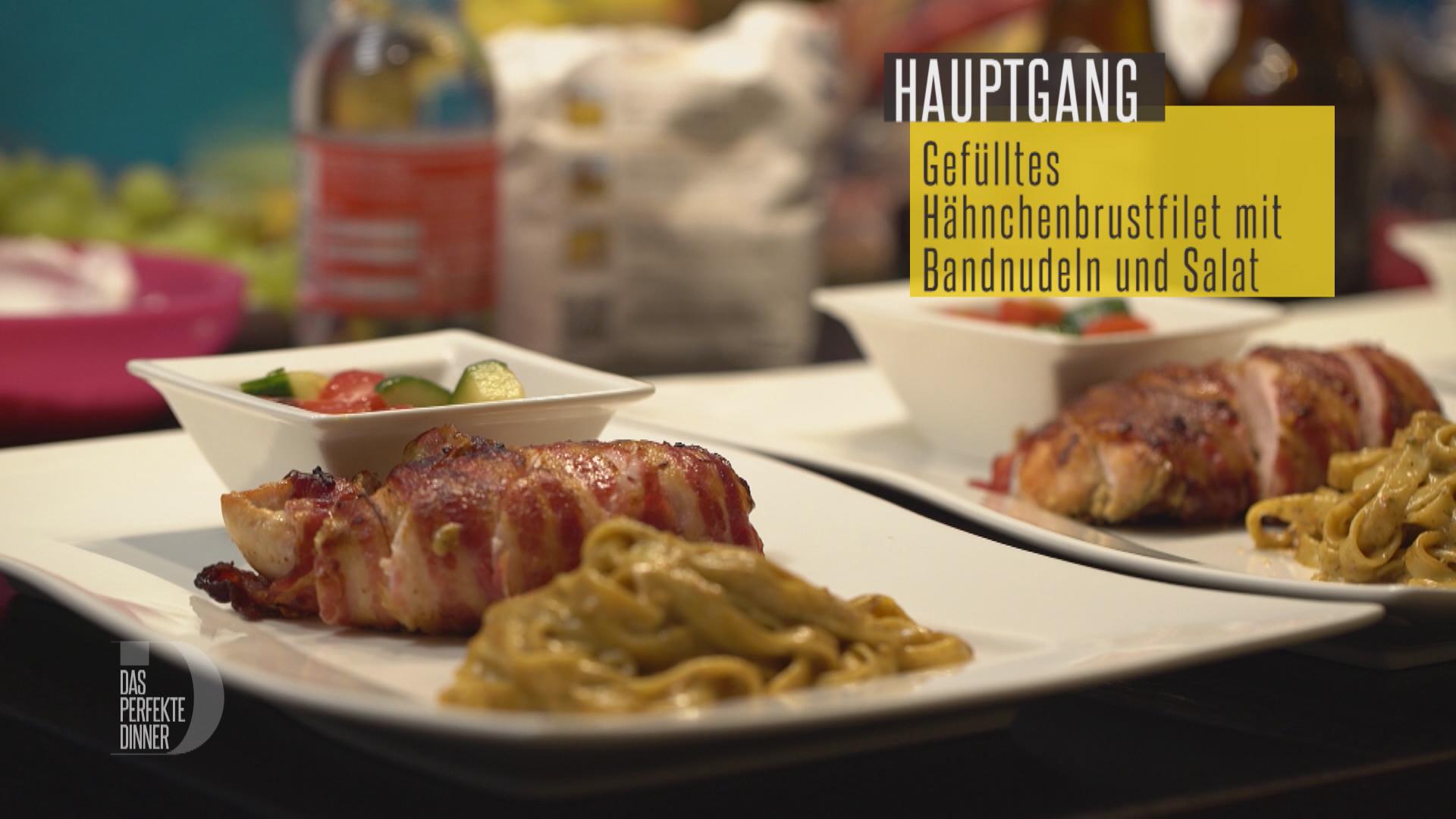 Gefülltes Hähnchenbrustfilet im Speckmantel und hausgemachten
Bandnudeln - Rezept Von Einsendungen Das perfekte Dinner