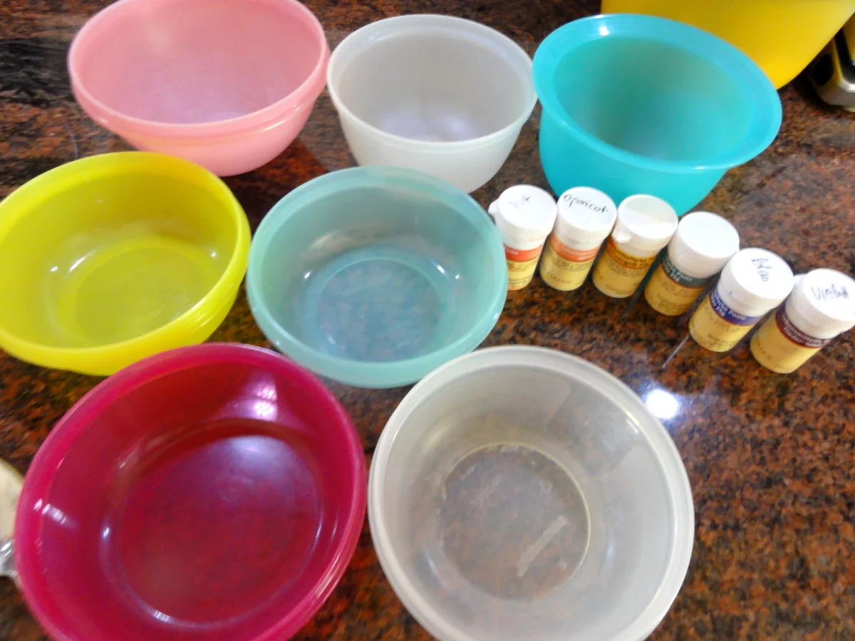 Biskuit:   REGENBOGEN ~ ROLL ~ CAKE - Rezept - Bild Nr. 4031