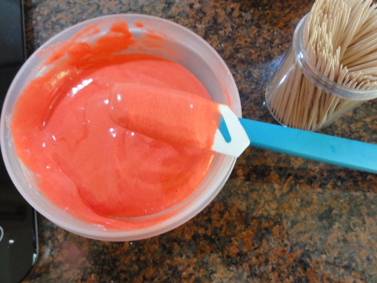 Biskuit:   REGENBOGEN ~ ROLL ~ CAKE - Rezept - Bild Nr. 4041