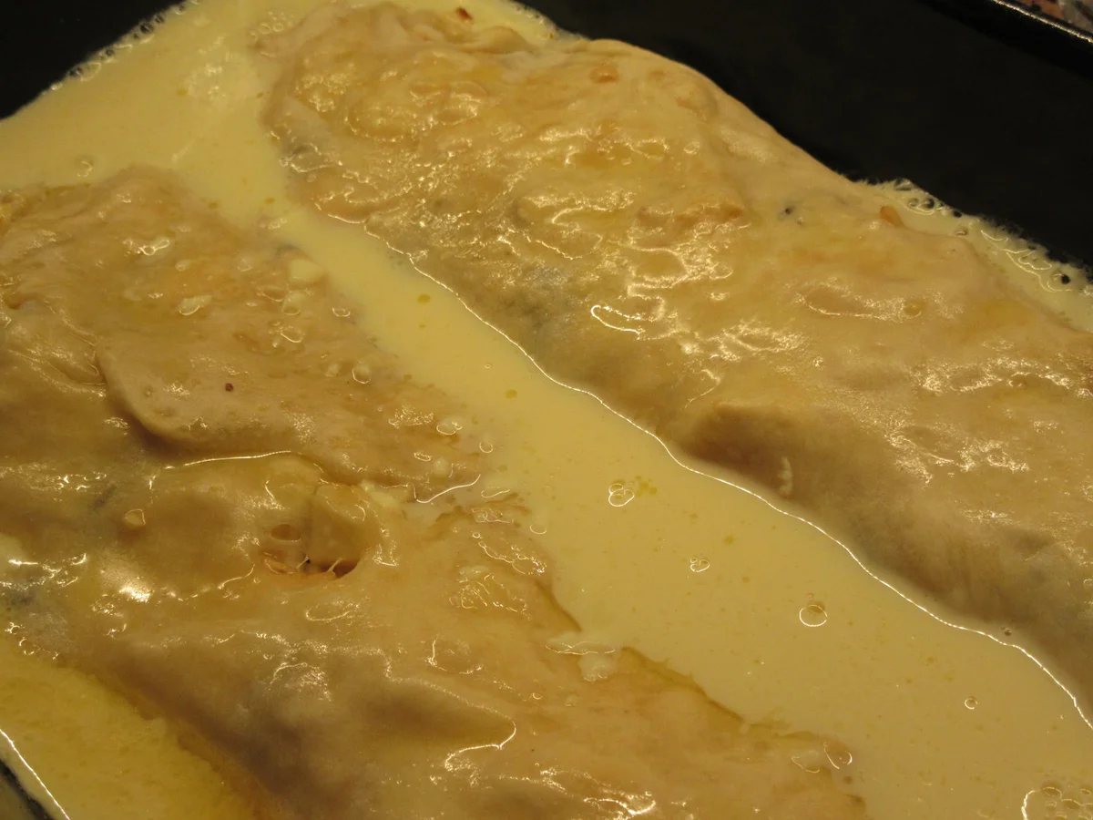 Rezept: Backen: Milchrahmstrudel mit Apfelfüllung Bild Nr. 4078 Backen: Milchrahmstrudel mit Apfelfüllung - Rezept - Bild Nr. 4078