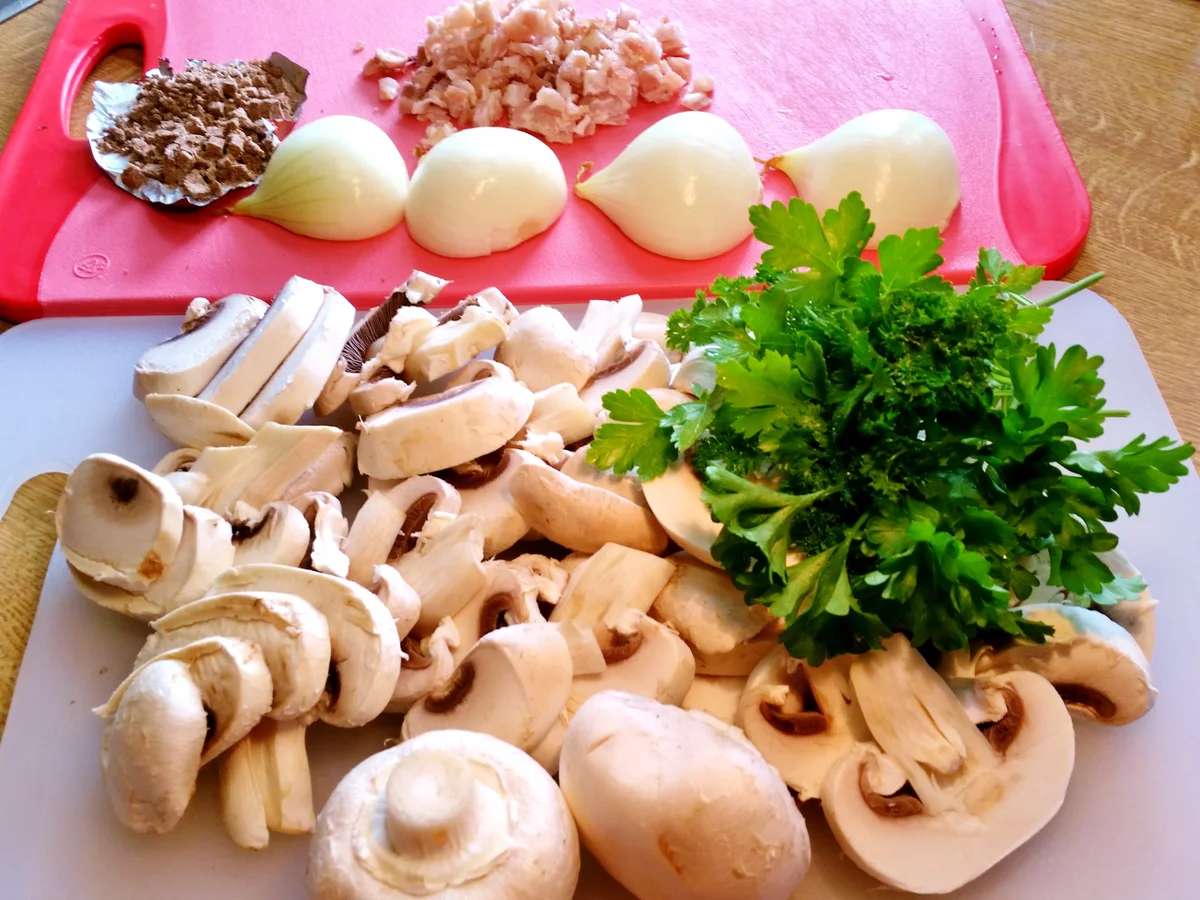 Rezept: XXL-Steakhaus-Burger auf Champignons Bild Nr. 4075 XXL-Steakhaus-Burger auf Champignons - Rezept - Bild Nr. 4075