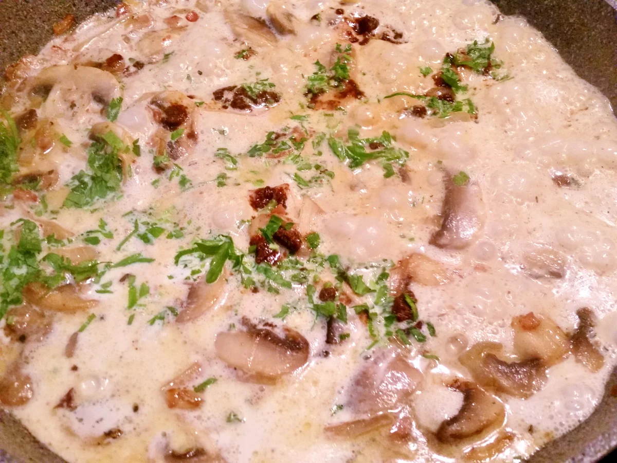 Rezept: XXL-Steakhaus-Burger auf Champignons Bild Nr. 4080 XXL-Steakhaus-Burger auf Champignons - Rezept - Bild Nr. 4080