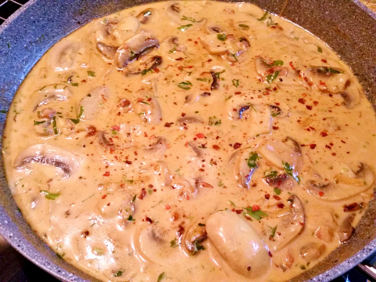 Rezept: XXL-Steakhaus-Burger auf Champignons Bild Nr. 4081 XXL-Steakhaus-Burger auf Champignons - Rezept - Bild Nr. 4081