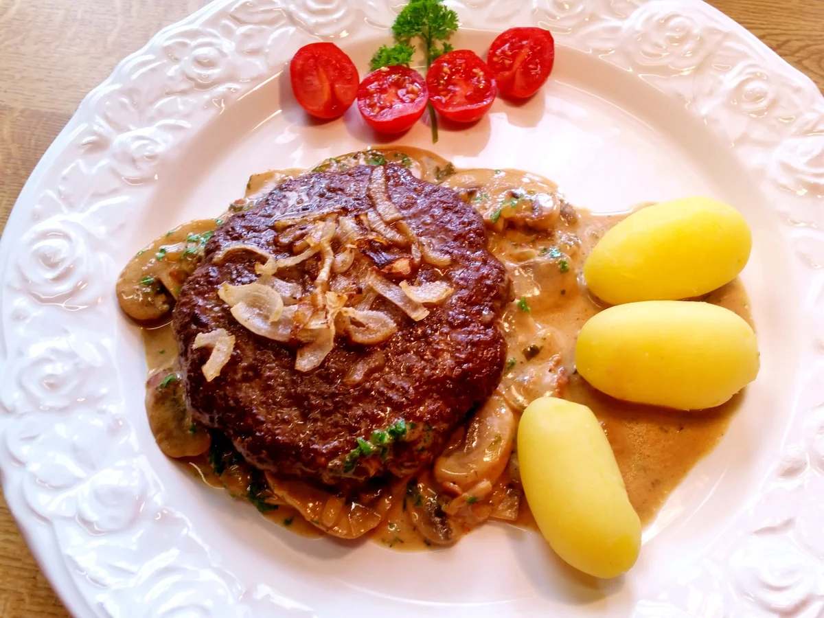 Rezept: XXL-Steakhaus-Burger auf Champignons Bild Nr. 4082 XXL-Steakhaus-Burger auf Champignons - Rezept - Bild Nr. 4082