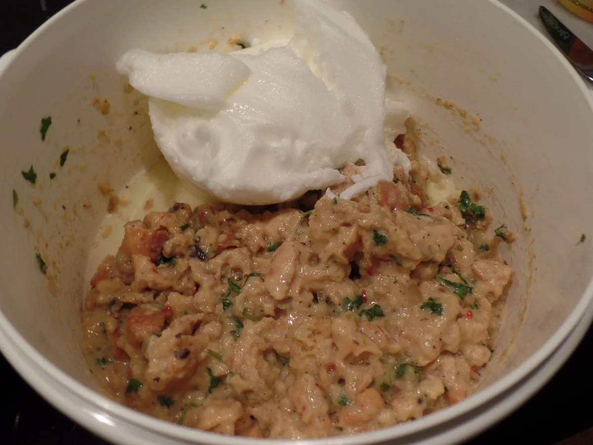 Semmelknödel-Muffins mit Pilz-Rahm - Rezept - Bild Nr. 4145