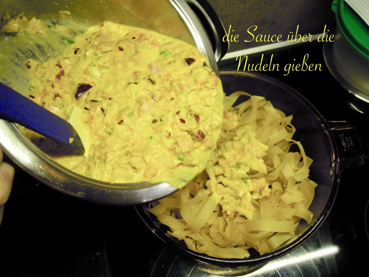 Rezept: Kürbis - Hühnchen - Nudelauflauf Bild Nr. 4595 Kürbis - Hühnchen - Nudelauflauf - Rezept - Bild Nr. 4595