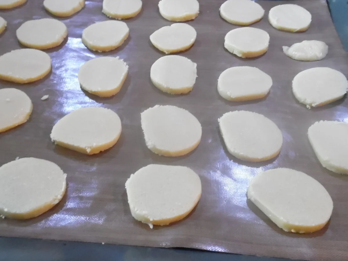 "Doppeldecker" mit Nuss-Nougat-Füllung - Rezept - Bild Nr. 4189